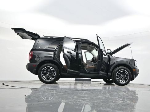 New 2025 Ford Bronco Sport Outer Banks w/ Outer Banks Tech Package+ image 56