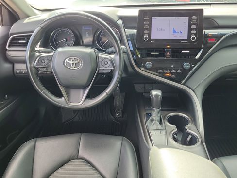 Used 2024 Toyota Camry SE FWD image 14