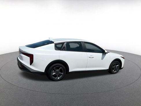 Used 2026 Kia K4 FWD image 15