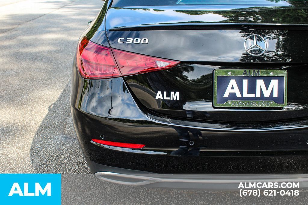 Used 2024 Mercedes-Benz C 300 Sedan image 12