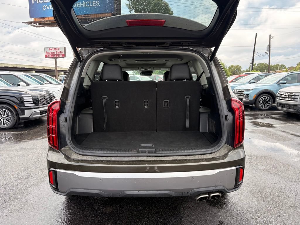 Used 2025 Kia Telluride S FWD image 7