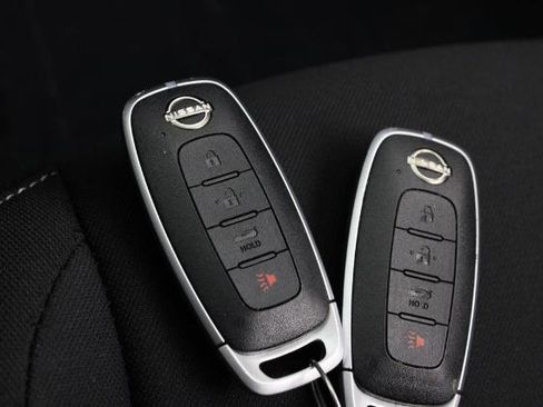 Certified 2024 Nissan Sentra SV image 29