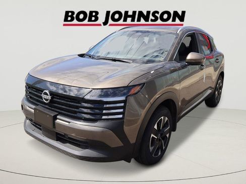 New 2026 Nissan Kicks SV w/ SV Premium Package AWD/4WD image 5