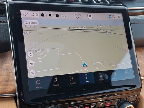 Used 2025 Jeep Grand Cherokee Summit w/ Adv Protech Group IV image 17