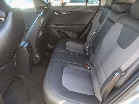 New 2026 Kia Niro EX image 11