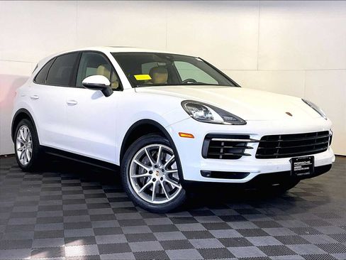 Certified 2022 Porsche Cayenne AWD/4WD image 9