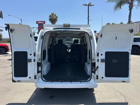 Used 2015 Nissan NV200 SV w/ Technology Package FWD image 33