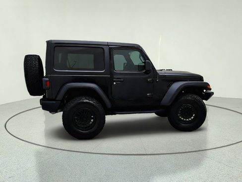 Used 2023 Jeep Wrangler Sport AWD/4WD image 7