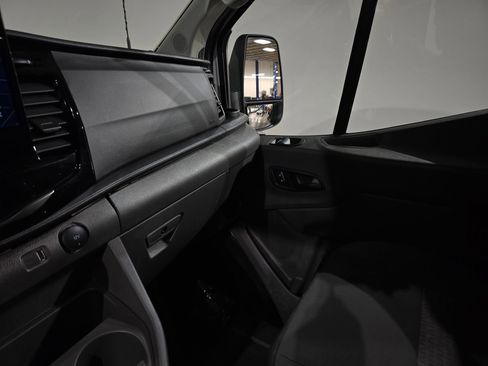 Used 2023 Ford Transit 350 XLT image 37