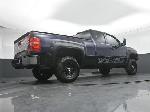 Used 2011 Chevrolet Silverado 1500 LS AWD/4WD image 66