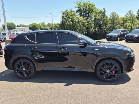 Used 2024 Dodge Hornet R/T Plus w/ Track Pack AWD/4WD image 2
