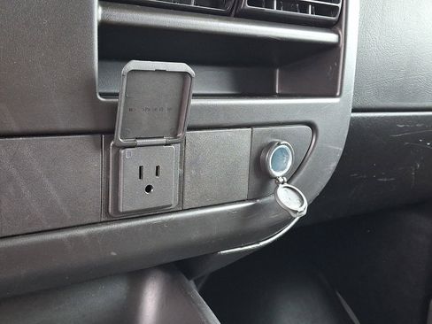 Certified 2024 Chevrolet Express 2500 w/ Driver Convenience Package image 23