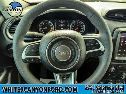 Used 2023 Jeep Renegade Latitude image 15