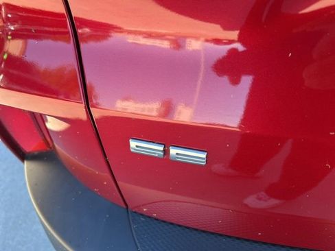 Used 2020 Ford Escape SE image 4