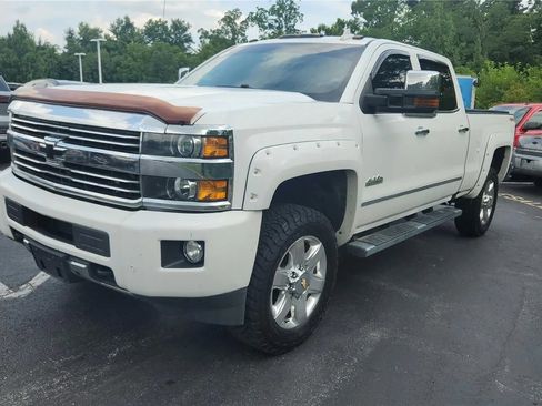 Used 2016 Chevrolet Silverado 2500 High Country AWD/4WD image 6