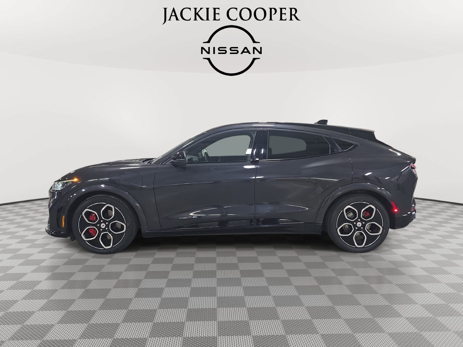 Used 2021 Ford Mustang Mach-E GT AWD/4WD image 8