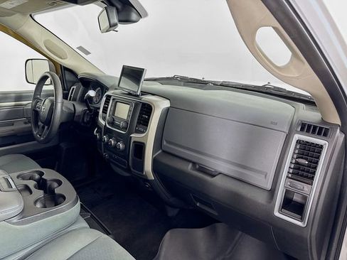 Used 2016 RAM 2500 SLT image 29