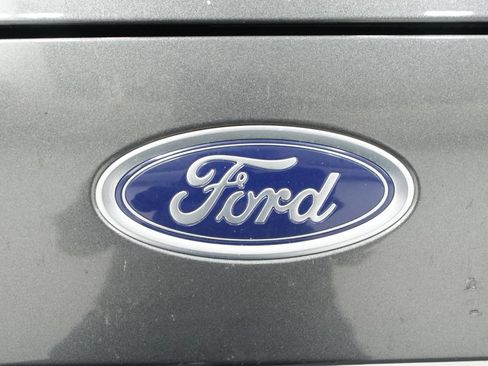 Used 2020 Ford Fusion Titanium FWD image 11