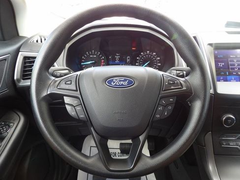 Used 2020 Ford Edge SE FWD image 15