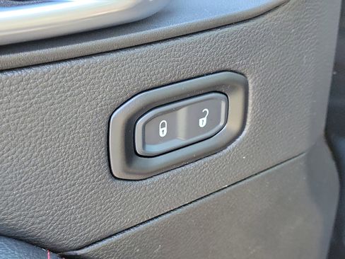 Used 2021 Jeep Gladiator Rubicon AWD/4WD image 18
