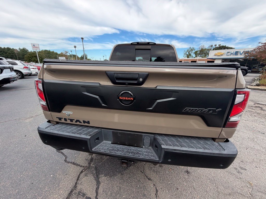Used 2021 Nissan Titan PRO-4X w/ Pro-4x Convenience Package AWD/4WD image 8