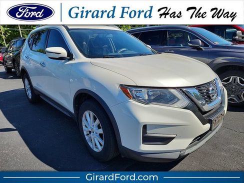 Used 2017 Nissan Rogue SV AWD/4WD image 1