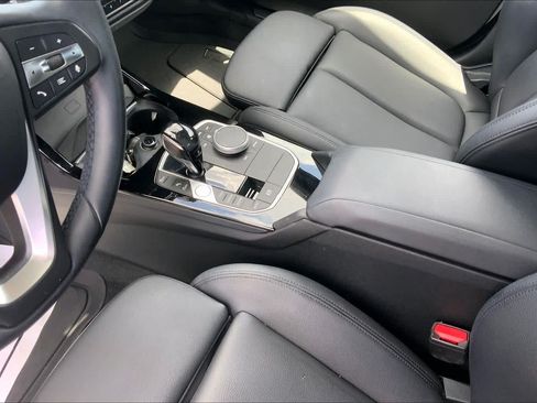 Used 2021 BMW 228i xDrive w/ Convenience Package AWD/4WD image 17
