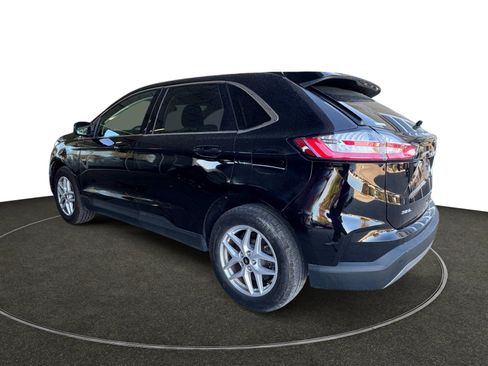 Used 2024 Ford Edge SEL image 3