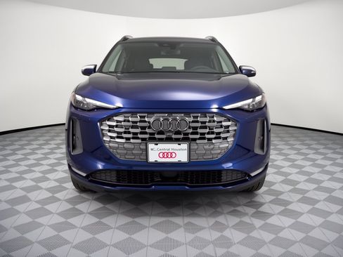 Used 2025 Audi Q5 Premium w/ Convenience Package AWD/4WD image 12