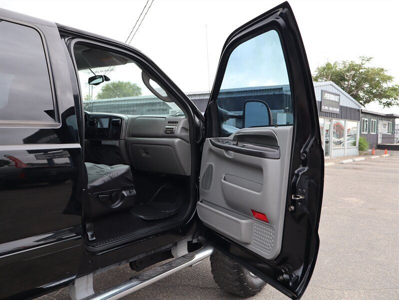 Used 2006 Ford F250 XL AWD/4WD image 15