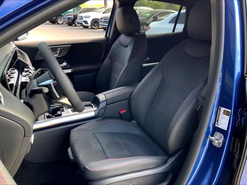 Used 2025 Mercedes-Benz GLA 250 image 17