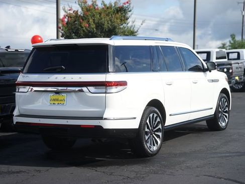 Used 2024 Lincoln Navigator L Reserve AWD/4WD image 6