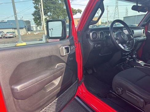 Used 2020 Jeep Gladiator Sport w/ Quick Order Package 24S image 24