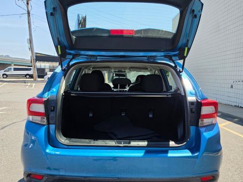 Used 2017 Subaru Impreza 2.0i Premium AWD/4WD image 9