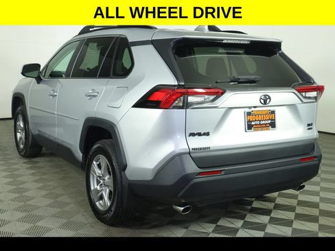 Used 2024 Toyota RAV4 XLE AWD/4WD image 4