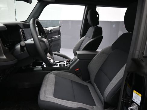 New 2025 Ford Bronco Big Bend image 9
