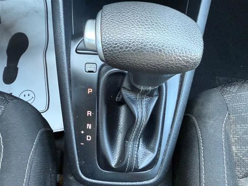 Used 2019 Kia Rio S image 28