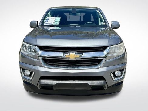 Used 2019 Chevrolet Colorado LT w/ LT Convenience Package image 2