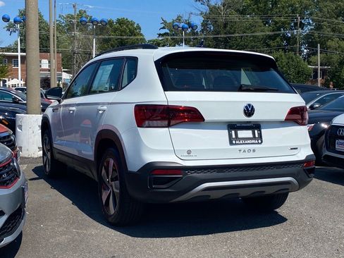 Used 2024 Volkswagen Taos S image 5