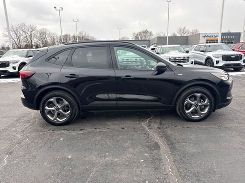 Used 2025 Ford Escape ST-Line w/ Equipment Group 301A image 6