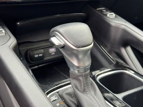 Used 2024 Kia Telluride S image 27