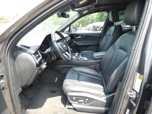 Used 2018 Audi Q7 3.0T Prestige w/ Prestige Package AWD/4WD image 9