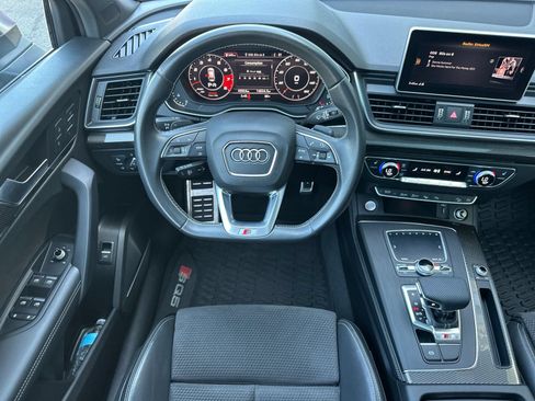 Used 2020 Audi SQ5 Prestige w/ Prestige Package AWD/4WD image 15
