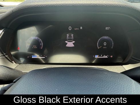 New 2025 Jeep Grand Cherokee Altitude image 27