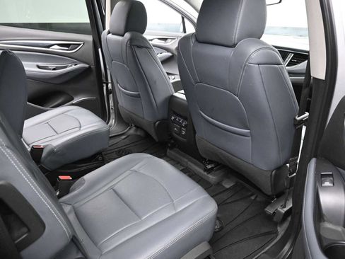 Used 2021 Buick Enclave Essence w/ Sport Touring Edition image 12