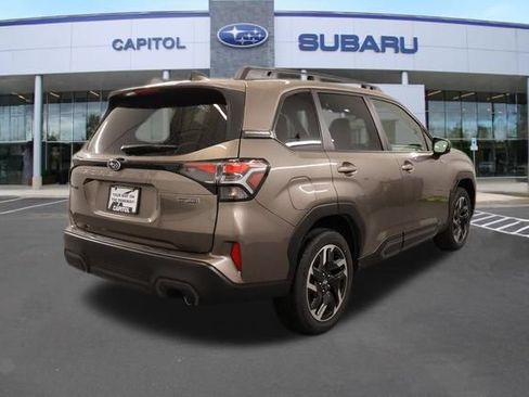 New 2025 Subaru Forester Limited w/ Popular Package AWD/4WD image 3