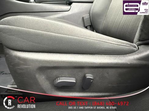 Used 2024 Nissan Altima 2.5 SV image 17