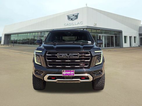 Used 2026 GMC Yukon AT4 Ultimate w/ LPO, Floor Liner Package AWD/4WD image 2