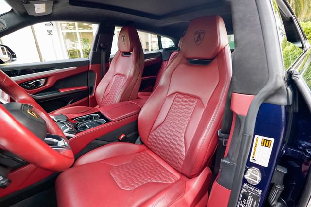 Used 2022 Lamborghini Urus AWD/4WD image 56