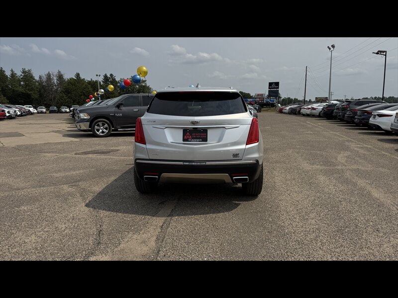 Used 2017 Cadillac XT5 Platinum AWD/4WD image 6